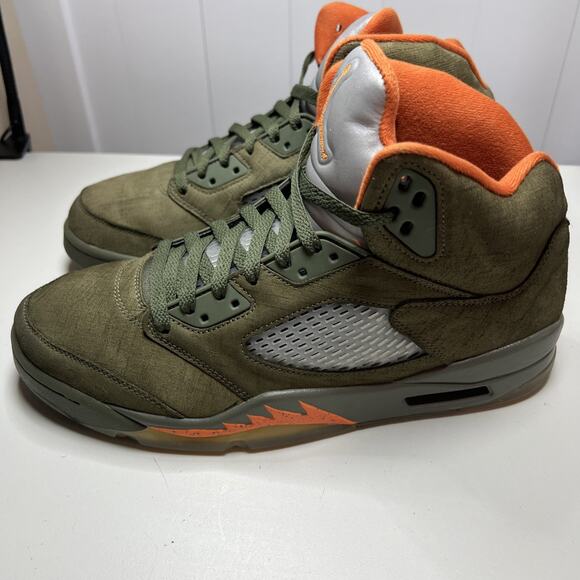 Size 11.5 - Air Jordan 5 Retro 2024 Olive - Picture 1 of 8